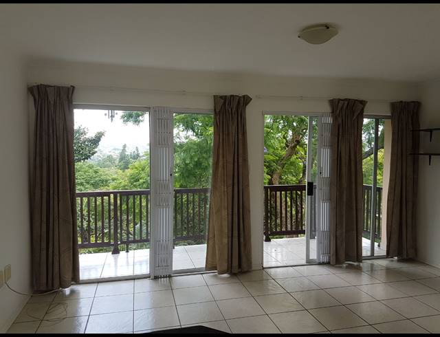 2 BEDROOM FLAT RENTED IN DAWNCREST